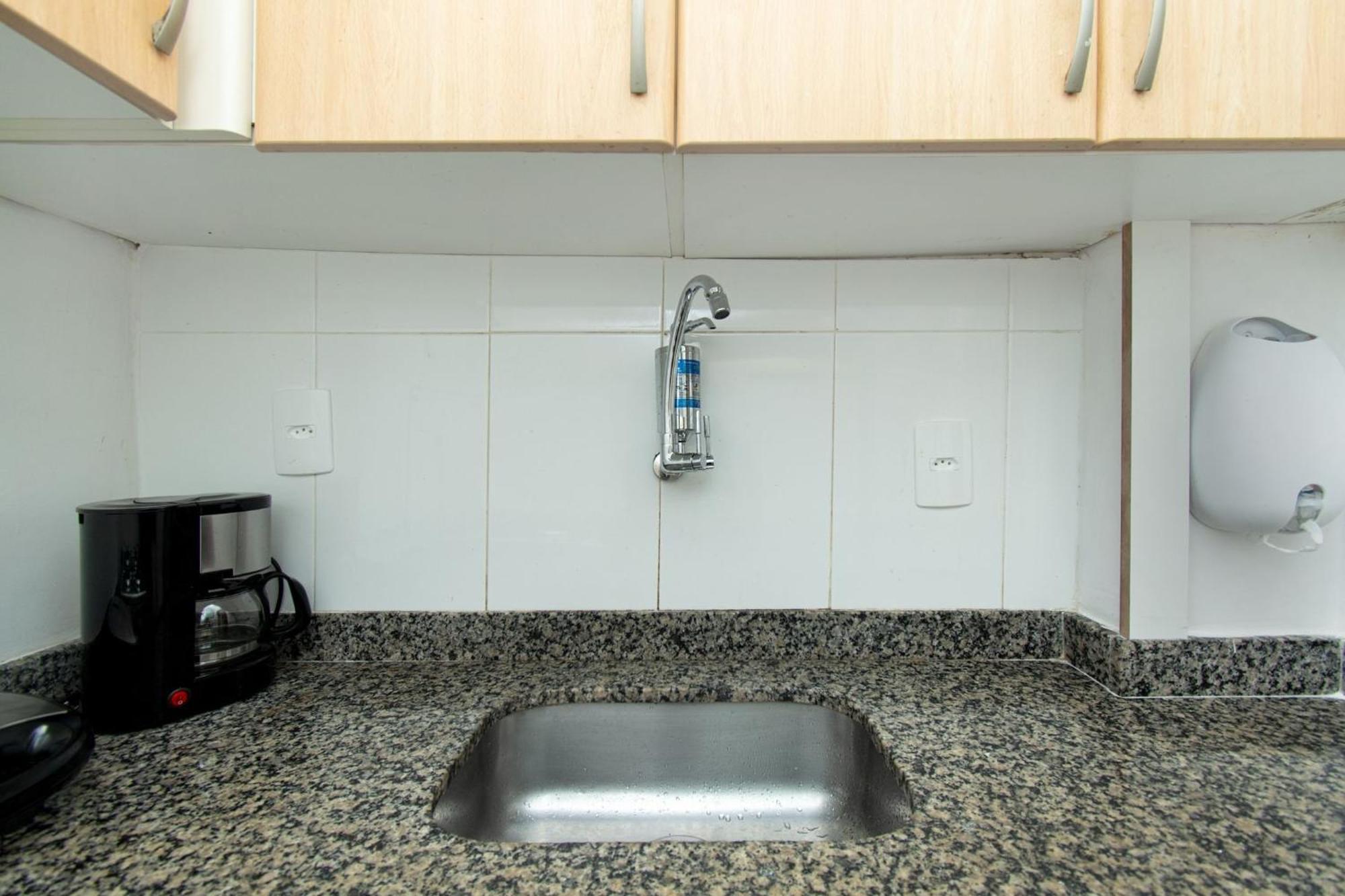 Appartement Maravilhoso Loft Em Copacabana A 150 Metros Da Com Um Varandao Em Meio Ao Verde. *